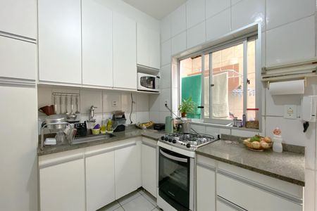 Casa à venda com 62m², 2 quartos e 1 vaga Casa à venda com 62m², 2 quartos e 1 vagaCozinha