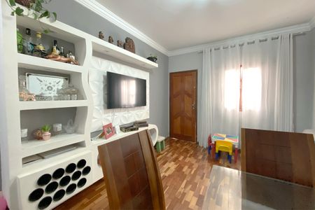 Sala de casa à venda com 2 quartos, 62m² em Boa Vista, Belo Horizonte