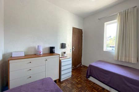 Quarto 2 de casa à venda com 2 quartos, 62m² em Boa Vista, Belo Horizonte