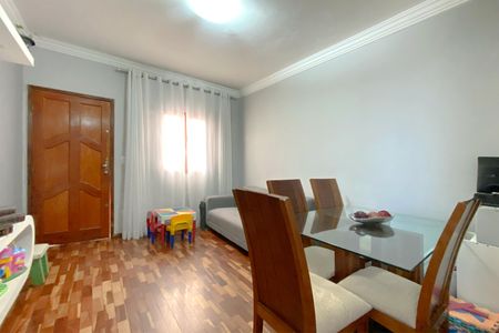 Sala de casa à venda com 2 quartos, 62m² em Boa Vista, Belo Horizonte
