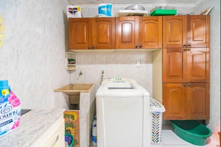 Casa à venda com 140m², 2 quartos e 2 vagas Casa à venda com 140m², 2 quartos e 2 vagasÁrea de Serviço