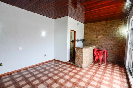 Casa para alugar com 180m², 2 quartos e sem vagaSala
