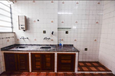 Casa para alugar com 180m², 2 quartos e sem vagaCozinha