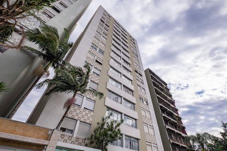 Apartamento à venda com 80m², 3 quartos e 1 vaga Apartamento à venda com 80m², 3 quartos e 1 vagaFachada