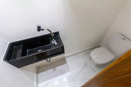 Casa à venda com 100m², 3 quartos e 2 vagasLavabo