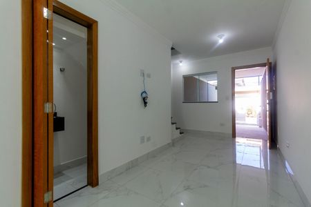 Casa à venda com 100m², 3 quartos e 2 vagasSala