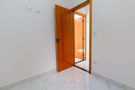 Casa à venda com 100m², 3 quartos e 2 vagasQuarto 2