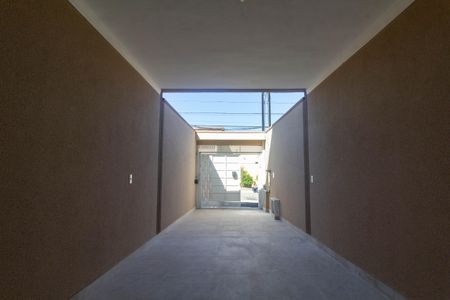 Casa à venda com 100m², 3 quartos e 2 vagasGaragem