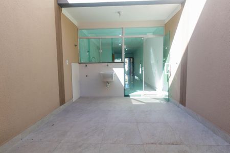 Casa à venda com 100m², 3 quartos e 2 vagasQuintal e Área de Serviço