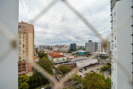Vista da Sala de apartamento para alugar com 3 quartos, 67m² em Vila Ipiranga, Porto Alegre