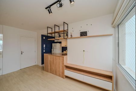 Sala de apartamento para alugar com 3 quartos, 67m² em Vila Ipiranga, Porto Alegre