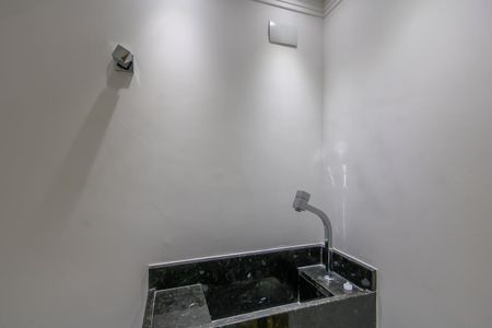 Lavabo de casa à venda com 3 quartos, 100m² em Vila Nhocuné, São Paulo