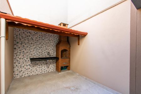 Casa à venda com 100m², 3 quartos e 2 vagas Casa à venda com 100m², 3 quartos e 2 vagasChurrasqueira