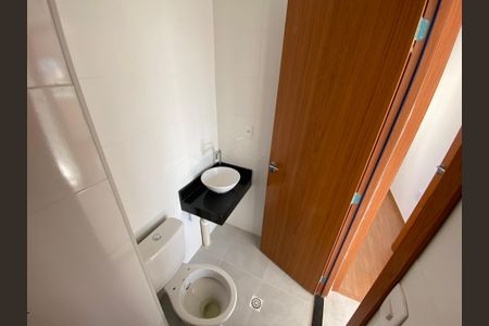 Apartamento para alugar com 36m², 2 quartos e sem vagaBanheiro