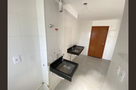 Apartamento para alugar com 36m², 2 quartos e sem vagaCozinha e Área de Serviço
