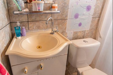 Apartamento à venda com 66m², 2 quartos e 2 vagasBanheiro Social