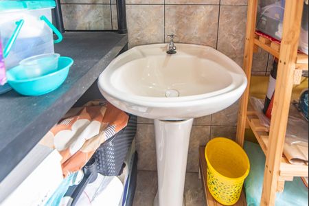 Apartamento à venda com 66m², 2 quartos e 2 vagasBanheiro do Quarto 2