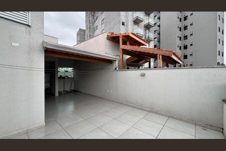 Casa à venda com 145m², 2 quartos e 1 vagaCobertura