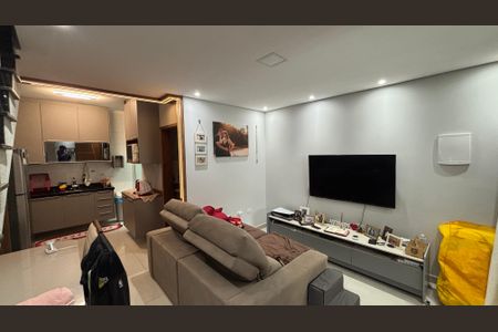 Casa à venda com 145m², 2 quartos e 1 vagaSala
