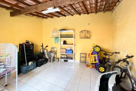 Casa à venda com 349m², 3 quartos e 2 vagas Casa à venda com 349m², 3 quartos e 2 vagasQuarto de Serviço 2