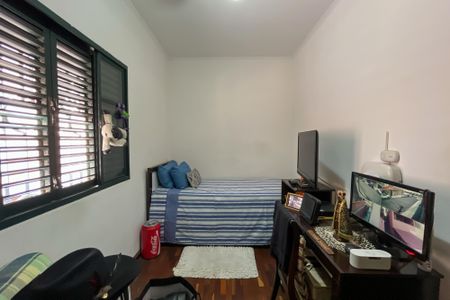 Casa à venda com 349m², 3 quartos e 2 vagas Casa à venda com 349m², 3 quartos e 2 vagasQuarto 1