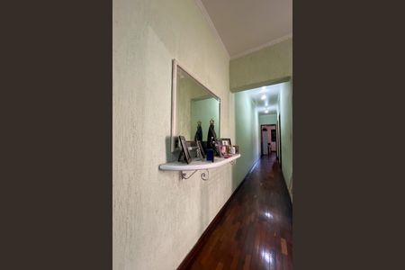 Casa à venda com 349m², 3 quartos e 2 vagas Casa à venda com 349m², 3 quartos e 2 vagasCorredor