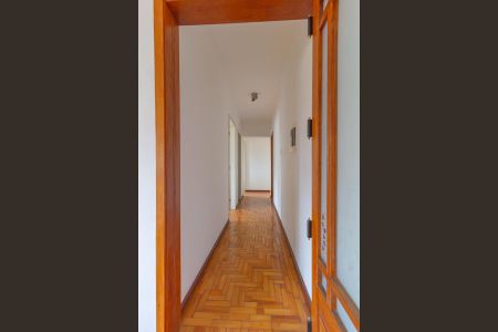 Corredor de apartamento à venda com 3 quartos, 118m² em Marechal Rondon, Canoas