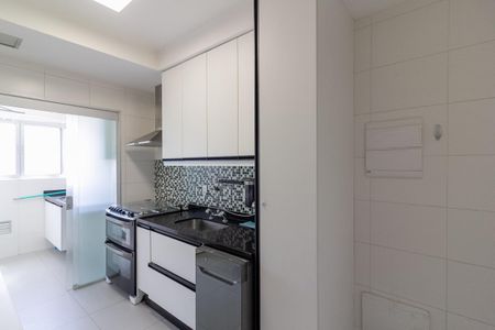 Cozinha de apartamento para alugar com 3 quartos, 105m² em Jardim Prainha, São Paulo