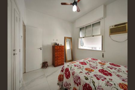 Apartamento à venda com 140m², 3 quartos e 1 vagaQuarto 2