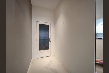 Entrada de apartamento à venda com 3 quartos, 140m² em Vila Isabel, Rio de Janeiro