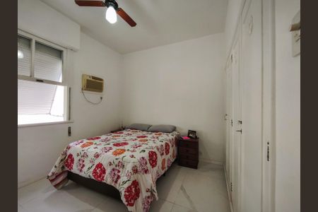 Apartamento à venda com 140m², 3 quartos e 1 vagaQuarto 2