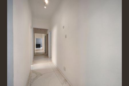 Apartamento à venda com 140m², 3 quartos e 1 vagaCorredor