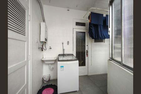 Apartamento à venda com 140m², 3 quartos e 1 vagaÁrea de Serviço