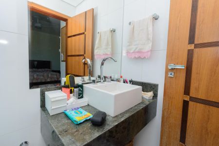 Casa à venda com 500m², 3 quartos e 8 vagas Casa à venda com 500m², 3 quartos e 8 vagasBanheiro da Suite 1