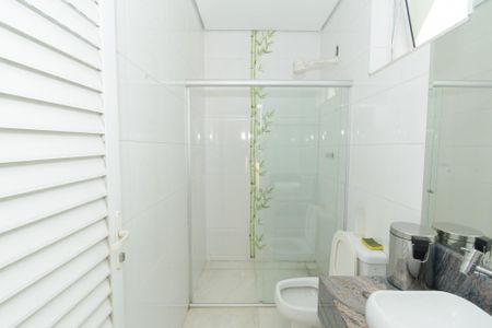 Casa à venda com 500m², 3 quartos e 8 vagas Casa à venda com 500m², 3 quartos e 8 vagasBanheiro do Espaço Gourmet