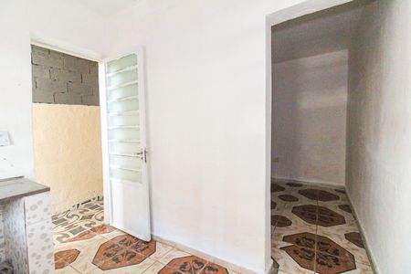 Sala/Cozinha de casa para alugar com 1 quarto, 56m² em Jardim das Camelias, São Paulo