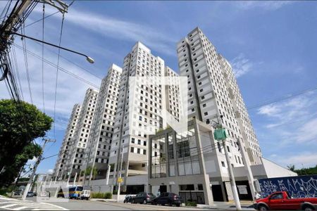 Apartamento para alugar com 37m², 2 quartos e 1 vaga