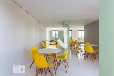 Apartamento para alugar com 37m², 2 quartos e 1 vaga