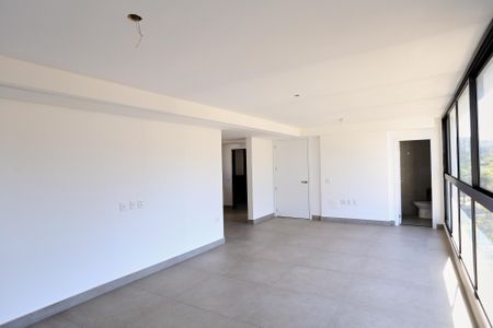 Apartamento à venda com 143m², 4 quartos e 3 vagasSala