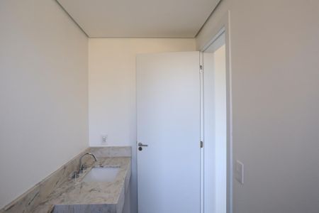 Apartamento à venda com 143m², 4 quartos e 3 vagasBanheiro da Suíte 1