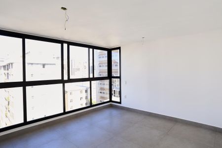 Apartamento à venda com 143m², 4 quartos e 3 vagasSuíte 2