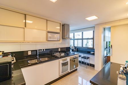 Apartamento à venda com 147m², 3 quartos e 2 vagasCozinha