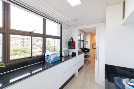 Apartamento à venda com 147m², 3 quartos e 2 vagasÁrea de Serviço