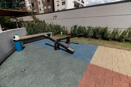 Apartamento para alugar com 55m², 2 quartos e 1 vaga Apartamento para alugar com 55m², 2 quartos e 1 vagaÁrea comum - Playground