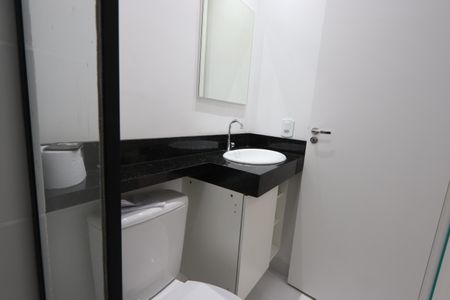 Apartamento para alugar com 34m², 2 quartos e sem vagaBanheiro