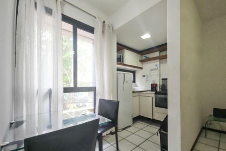 Apartamento para alugar com 39m², 1 quarto e 1 vaga Apartamento para alugar com 39m², 1 quarto e 1 vagaSala
