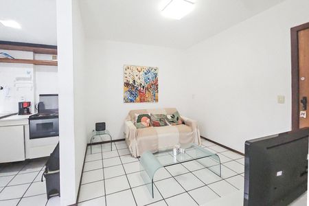 Apartamento para alugar com 39m², 1 quarto e 1 vaga Apartamento para alugar com 39m², 1 quarto e 1 vagaSala