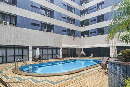 Apartamento para alugar com 39m², 1 quarto e 1 vaga Apartamento para alugar com 39m², 1 quarto e 1 vagaÁrea comum - Piscina