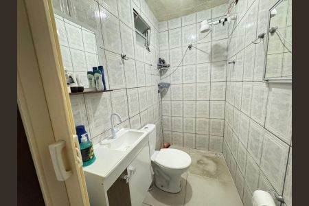 Casa à venda com 101m², 4 quartos e 1 vagaBanheiro 1