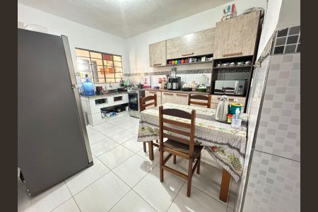 Casa à venda com 101m², 4 quartos e 1 vagaCozinha